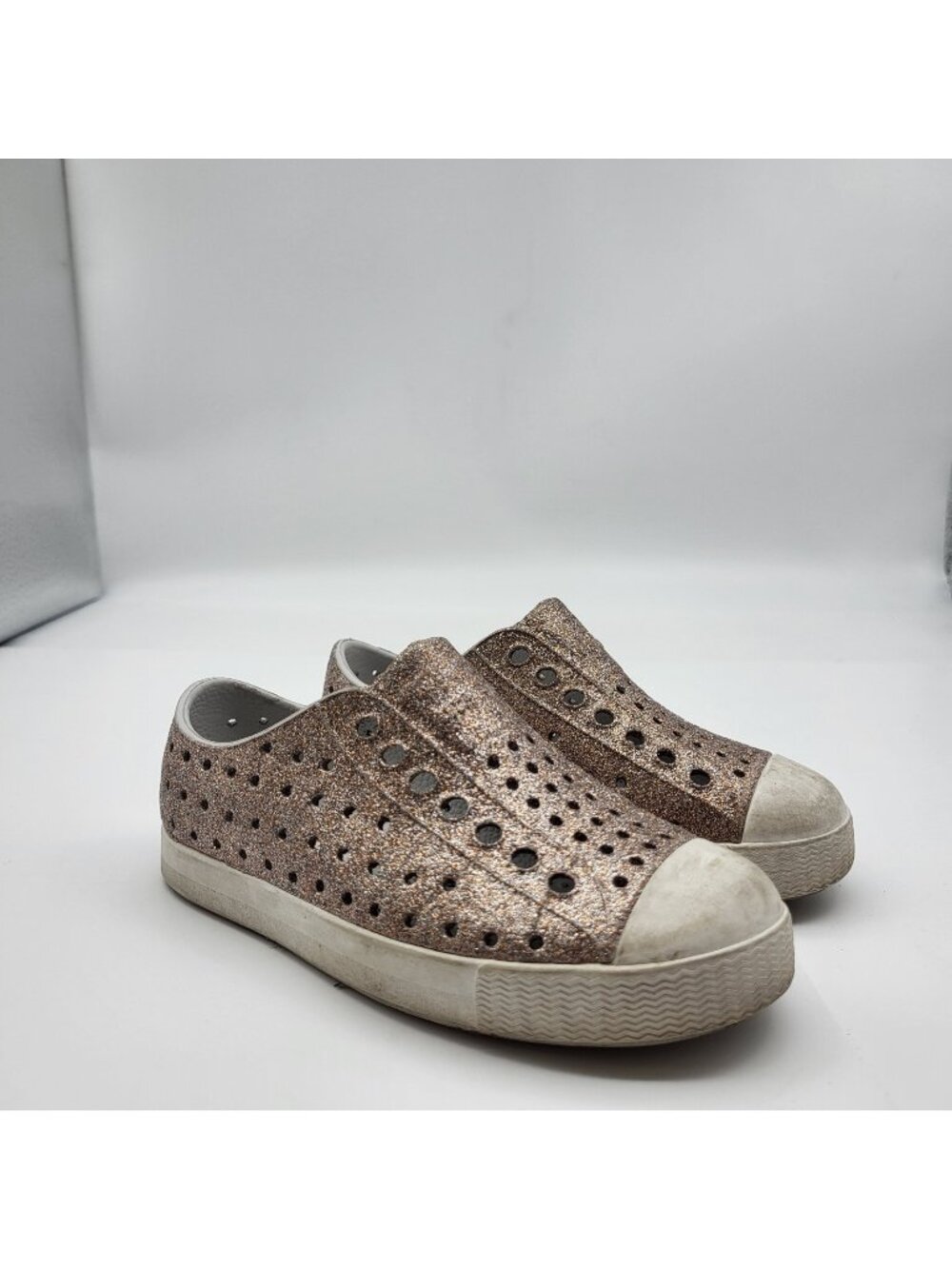 Native Gold Glitter Jefferson Little Kids Size C9 Slip On Shoes Water